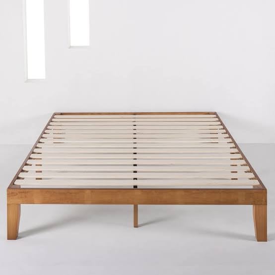 https://media.residenthome.com/contentful/dreamcloud/wp-migration/xxx-simple-bed-frame-1.jpg?w=554&h=554