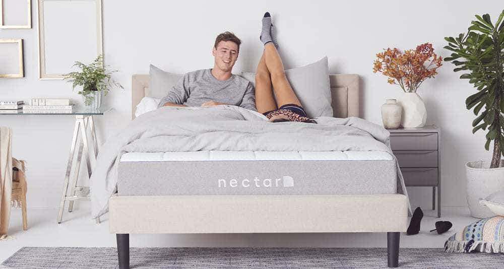 https://media.residenthome.com/contentful/wp-migration/Best-Motion-Transfer-Mattress.jpg?w=1000