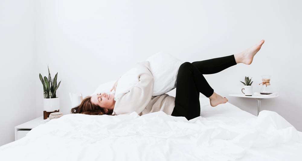 https://media.residenthome.com/contentful/wp-migration/Sleep-more-comfortably.jpg?w=1000