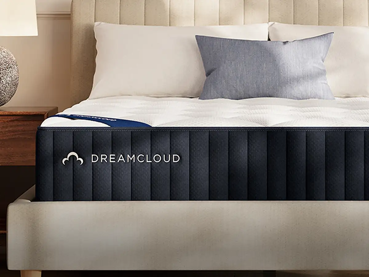 The DreamCloud Classic Product Image